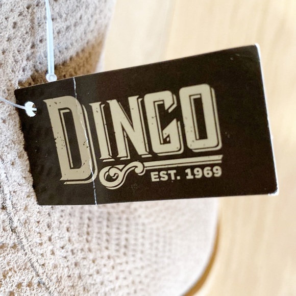 NWOB Dingo Kuster Taupe Suede Western Booties - Picture 15 of 15